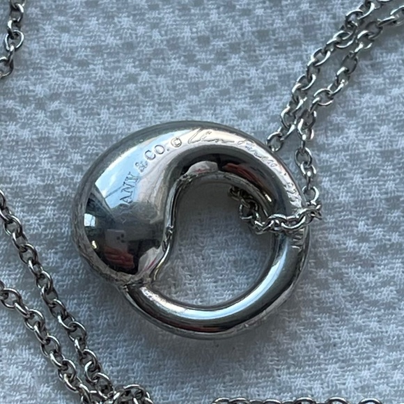 Elsa Peretti 16" Length Necklace Eternal Circle Pendant - Picture 14 of 14